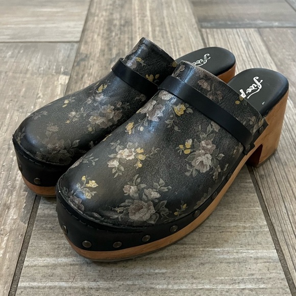 FREE PEOPLE Calabasa Womens Clog size 38 (8) - Picture 2 of 11